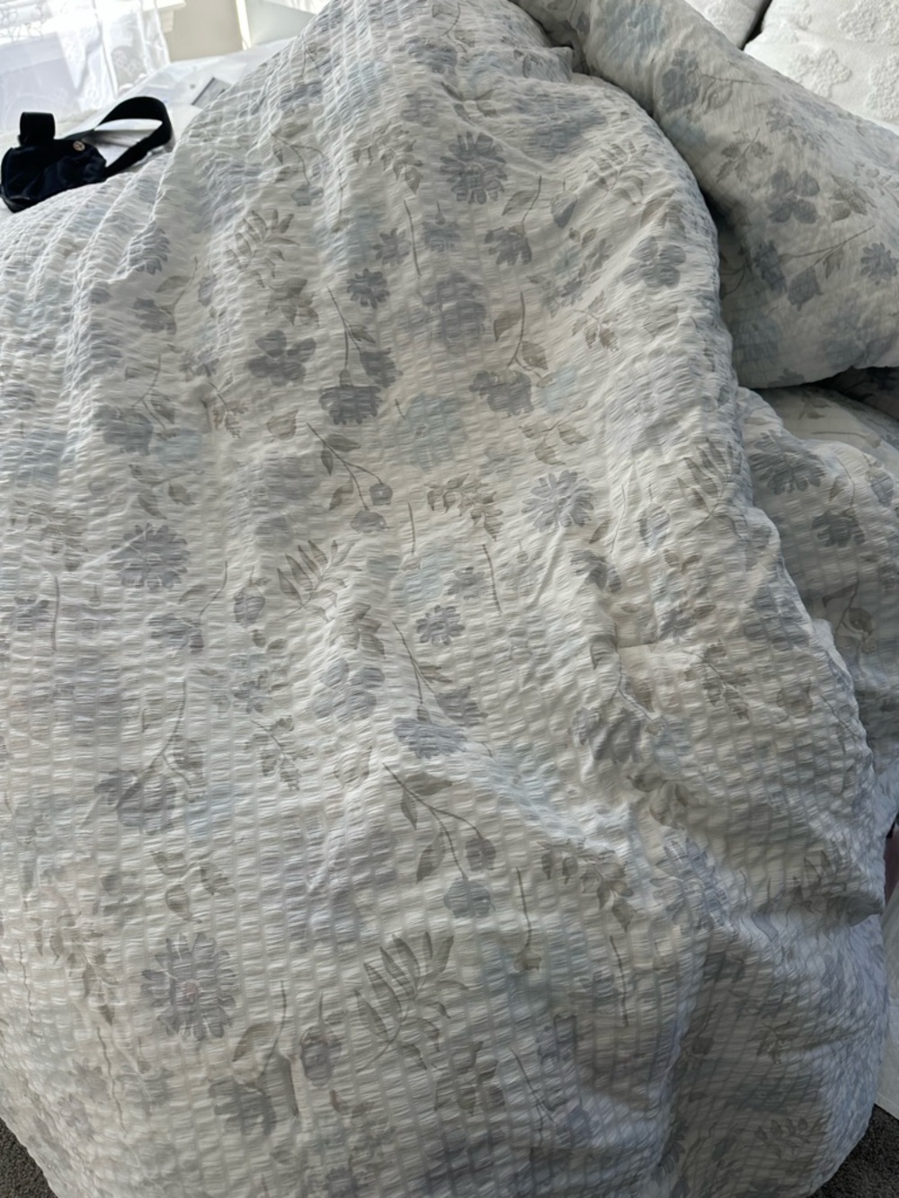 Light Blue and White Floral Seersucker - sham and 2 pillow cases